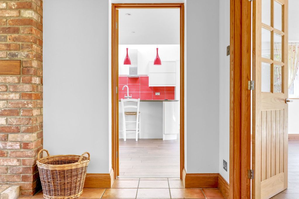 Property photo 3 of 22