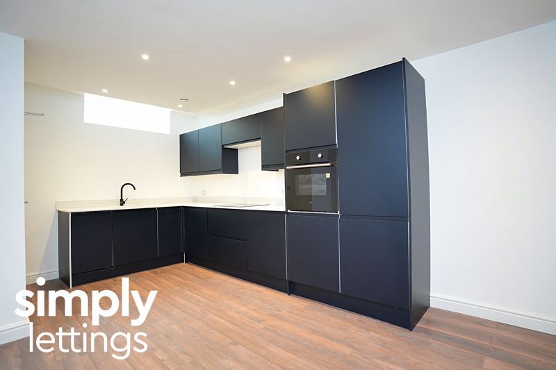 Property photo 2 of 11 Photo 6