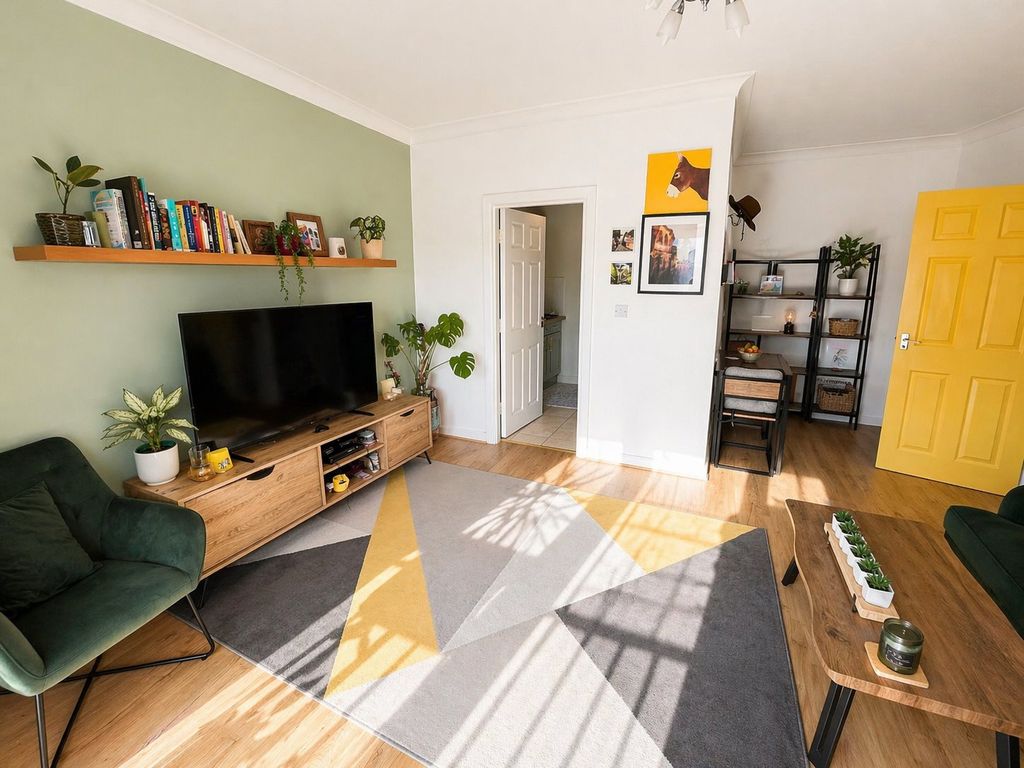 Property photo 2 of 9 Living Room