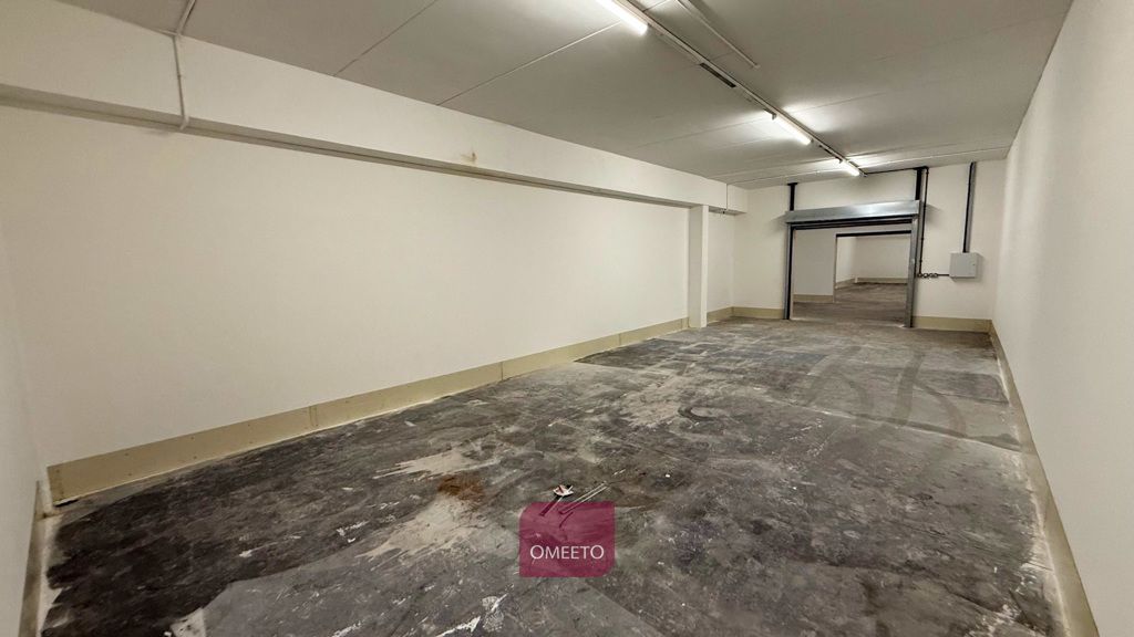 Property photo 2 of 6 Unit To Let