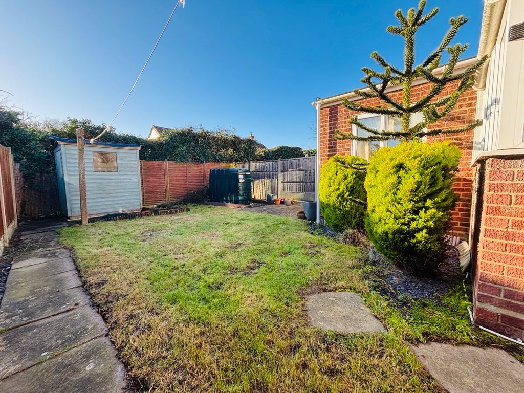 Property photo 2 of 16