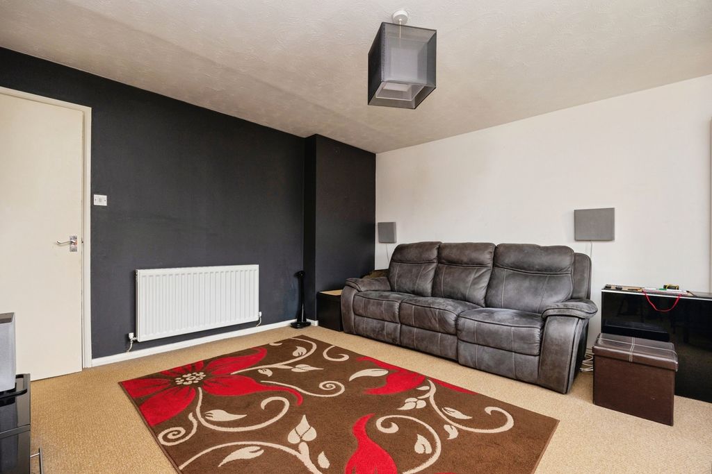 Property photo 3 of 15 Pbox-Img.Jpg