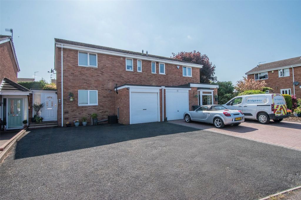 Property photo 1 of 19 Picture No. 23