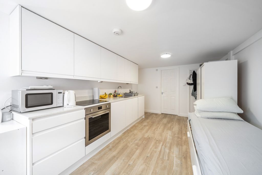 Property photo 1 of 7 1314521-5-686E54B...