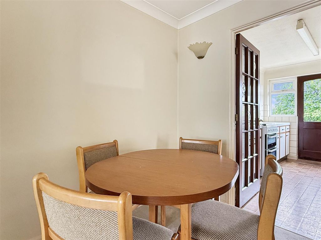 Property photo 3 of 10 Img_0031.Jpg