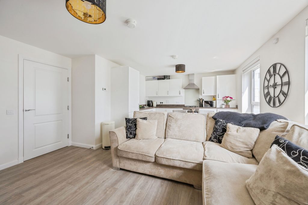 Property photo 3 of 15 Open Plan Living