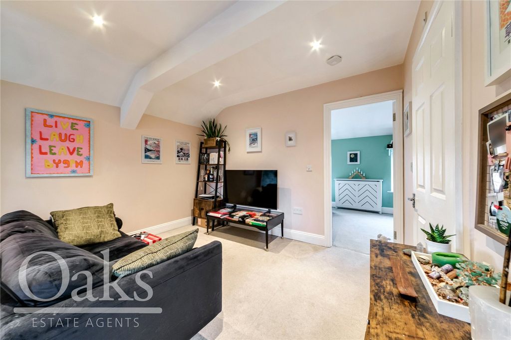 Property photo 2 of 8 Picture No. 01