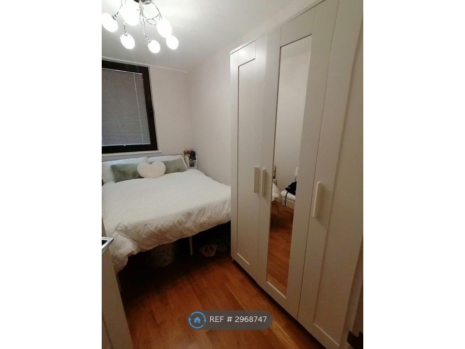 Property photo 3 of 5