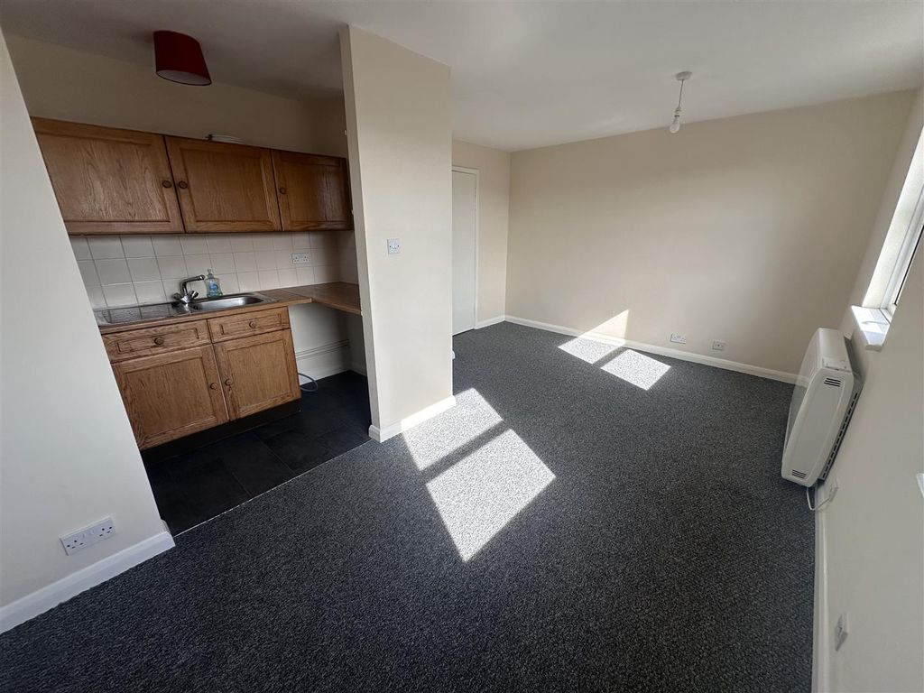 Property photo 3 of 7 Img_5566.Jpg