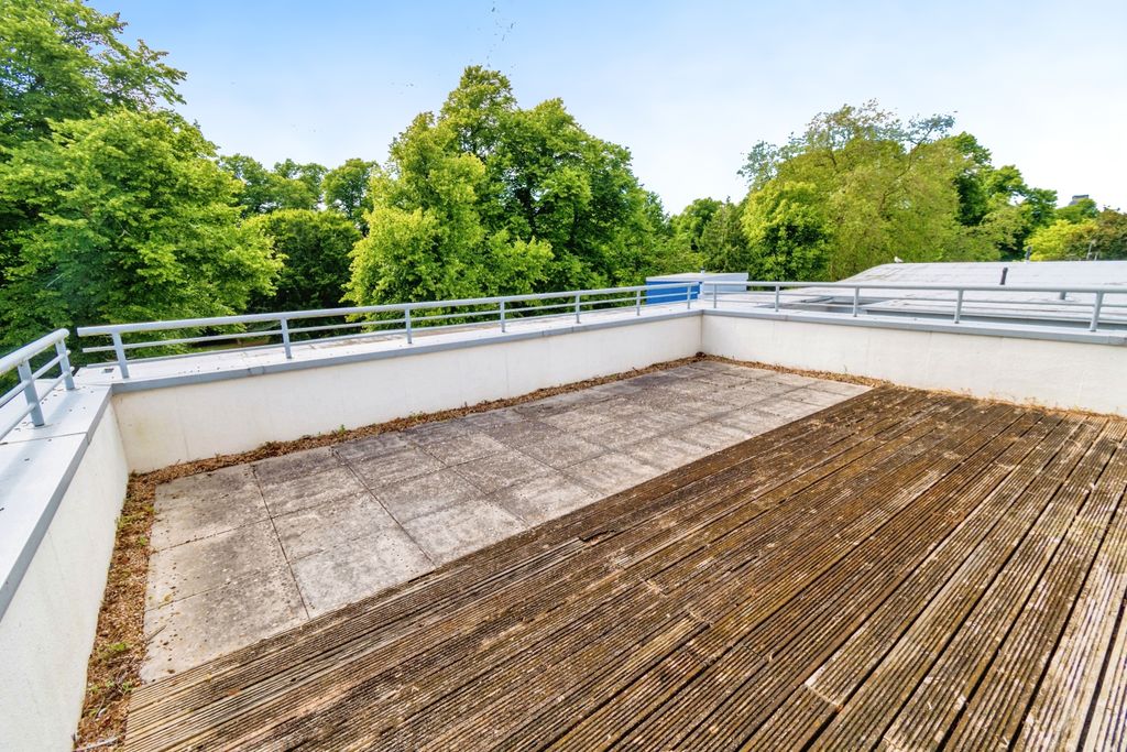 Property photo 3 of 15 Photography