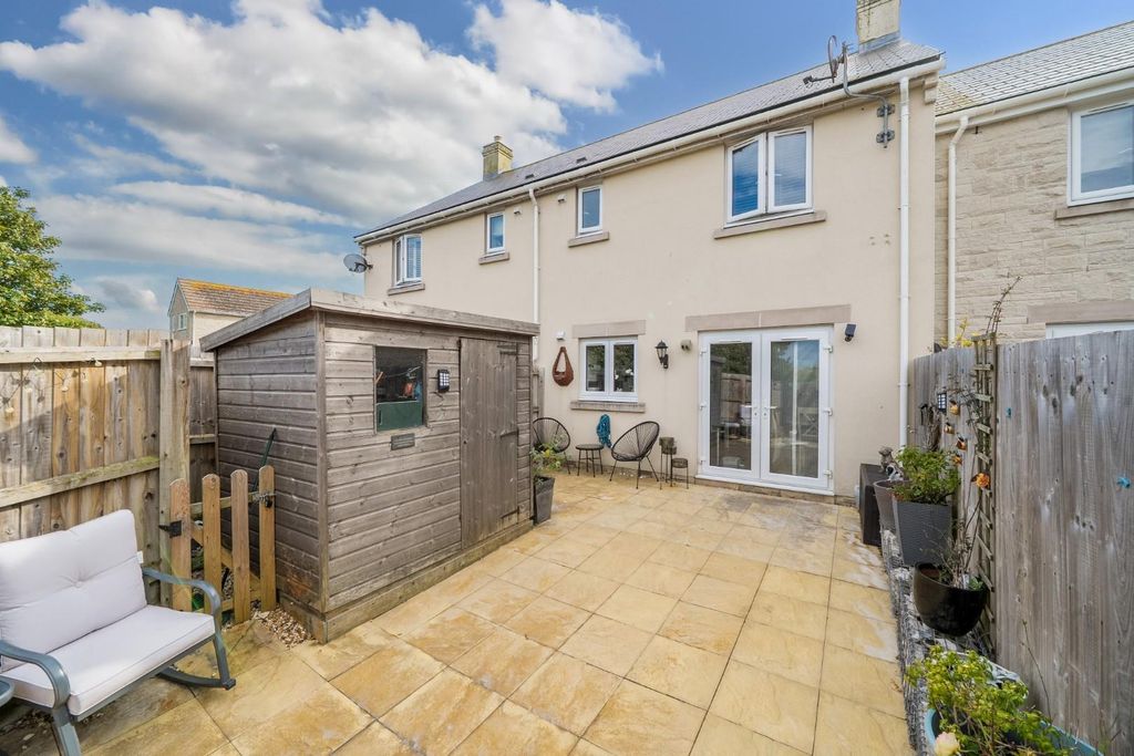 Property photo 3 of 18 4-1331169-4-6887Accba509c-4.Jpg