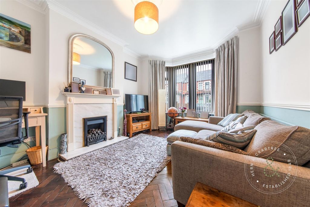 Property photo 2 of 29 Windway-Road-12.Jpg