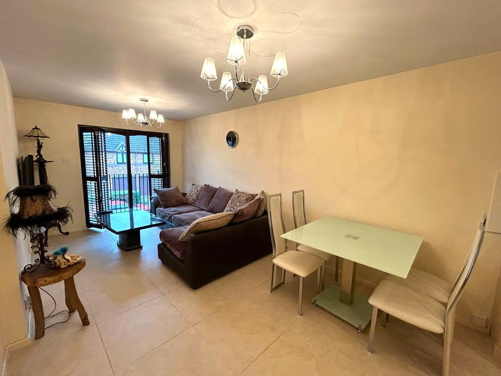 Property photo 2 of 10 Picture No. 06
