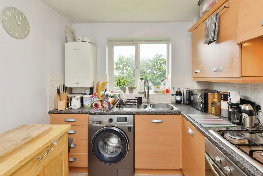 Property photo 3 of 17