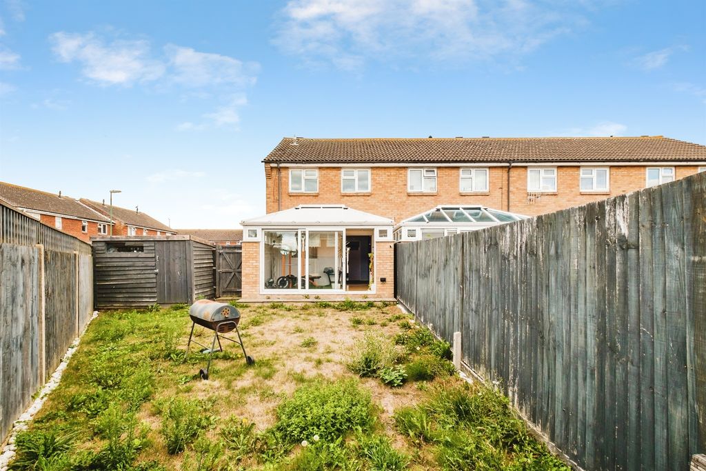 Property photo 2 of 15