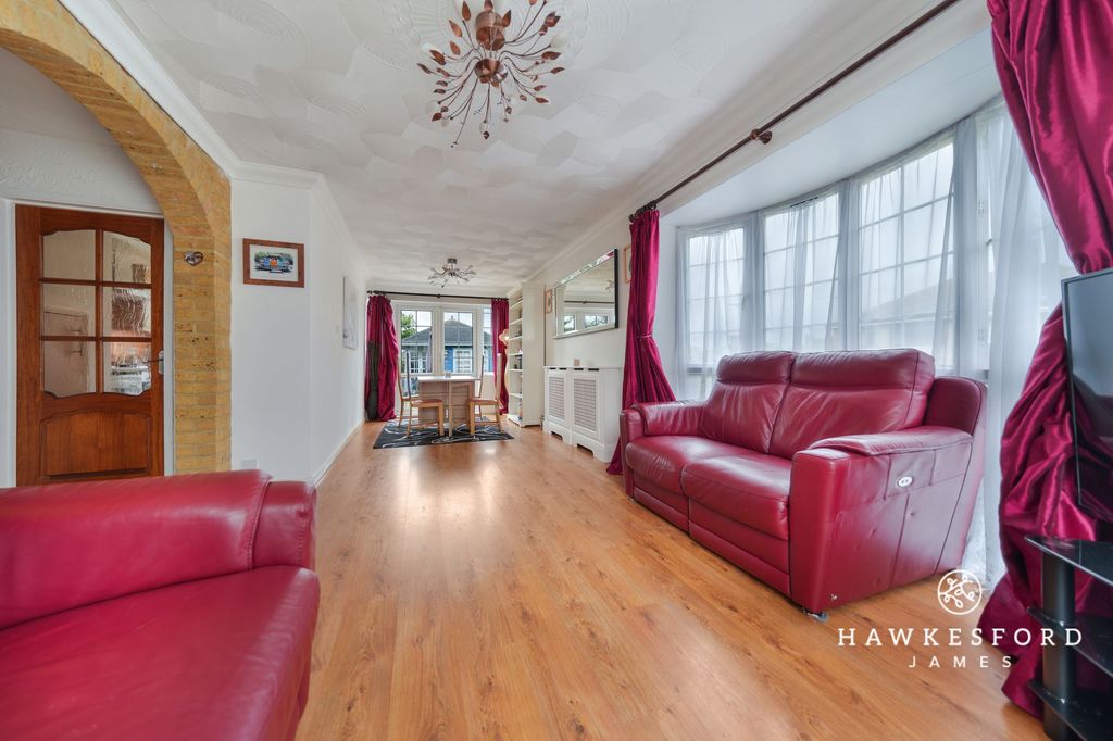 Property photo 3 of 14 Hasted Road - Lounge