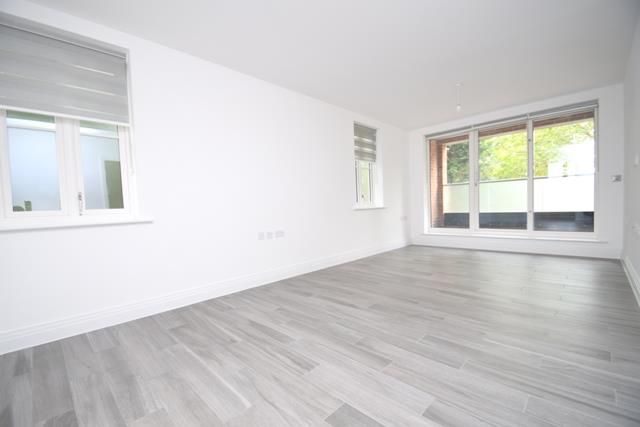 Property photo 2 of 5 Lounge