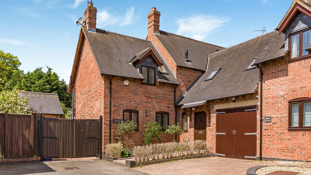 Property photo 1 of 33