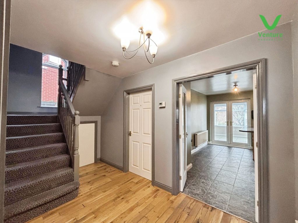 Property photo 3 of 24 Pbox-Img.Jpeg