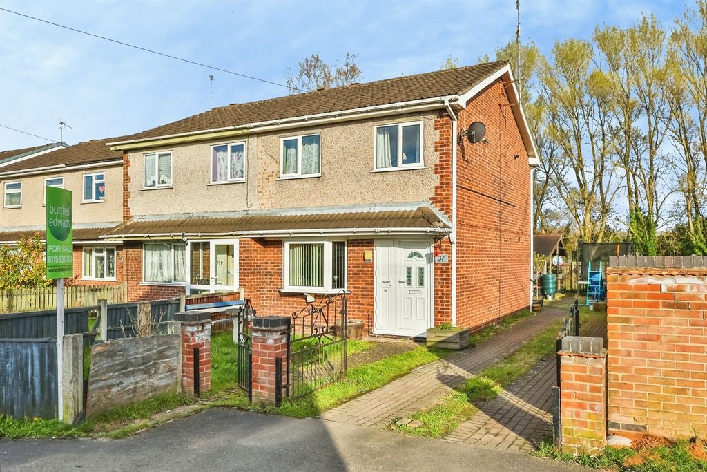 Property photo 2 of 23