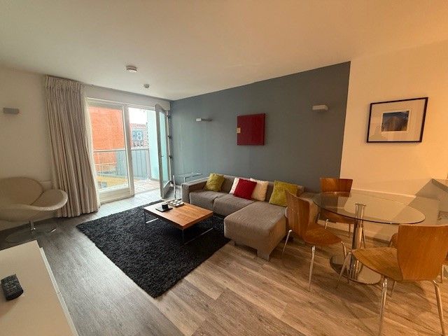 Property photo 3 of 20 Lum 10