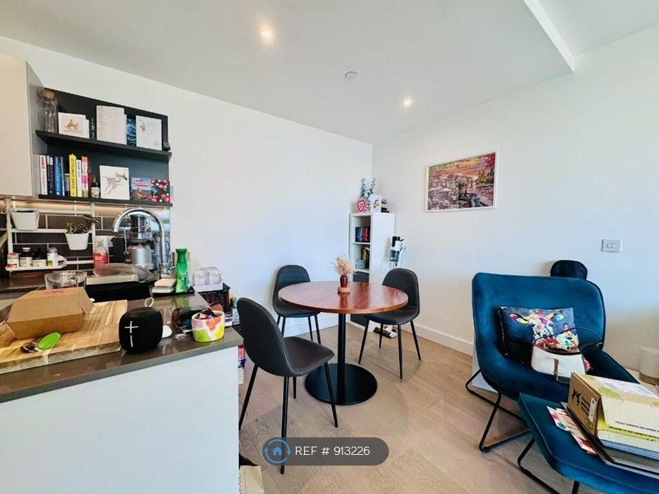 Property photo 3 of 23
