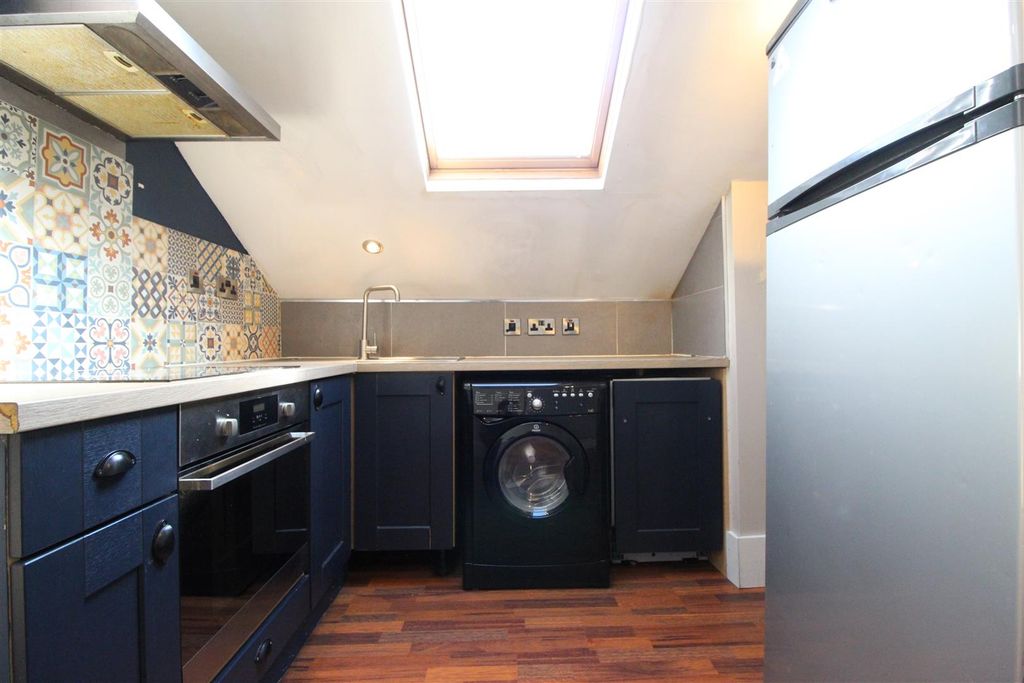 Property photo 3 of 7 Img_2148.Jpg