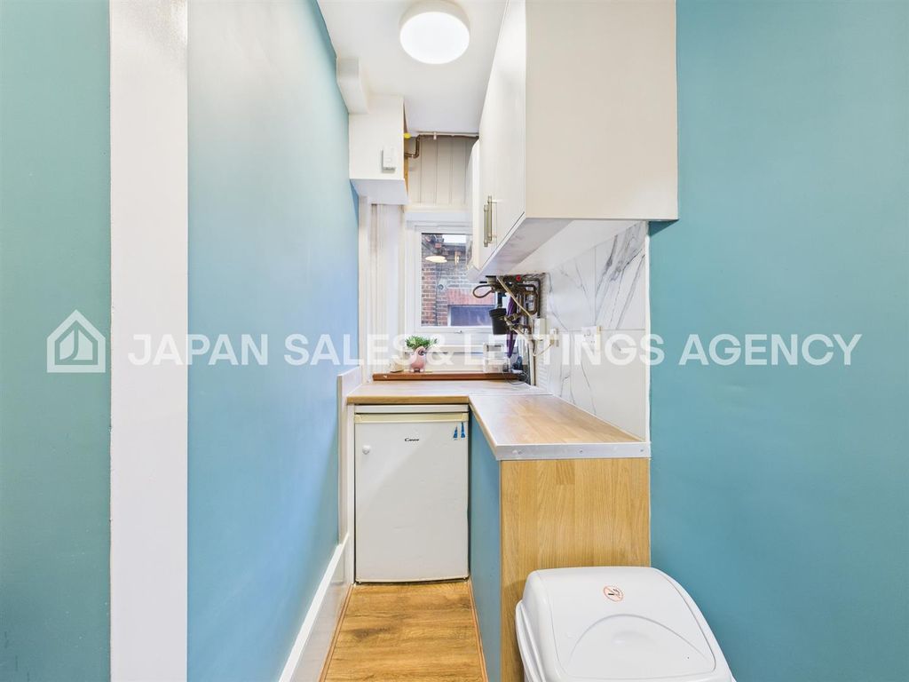 Property photo 2 of 8 Cam04401G0-Pr0106-Still006.Jpg