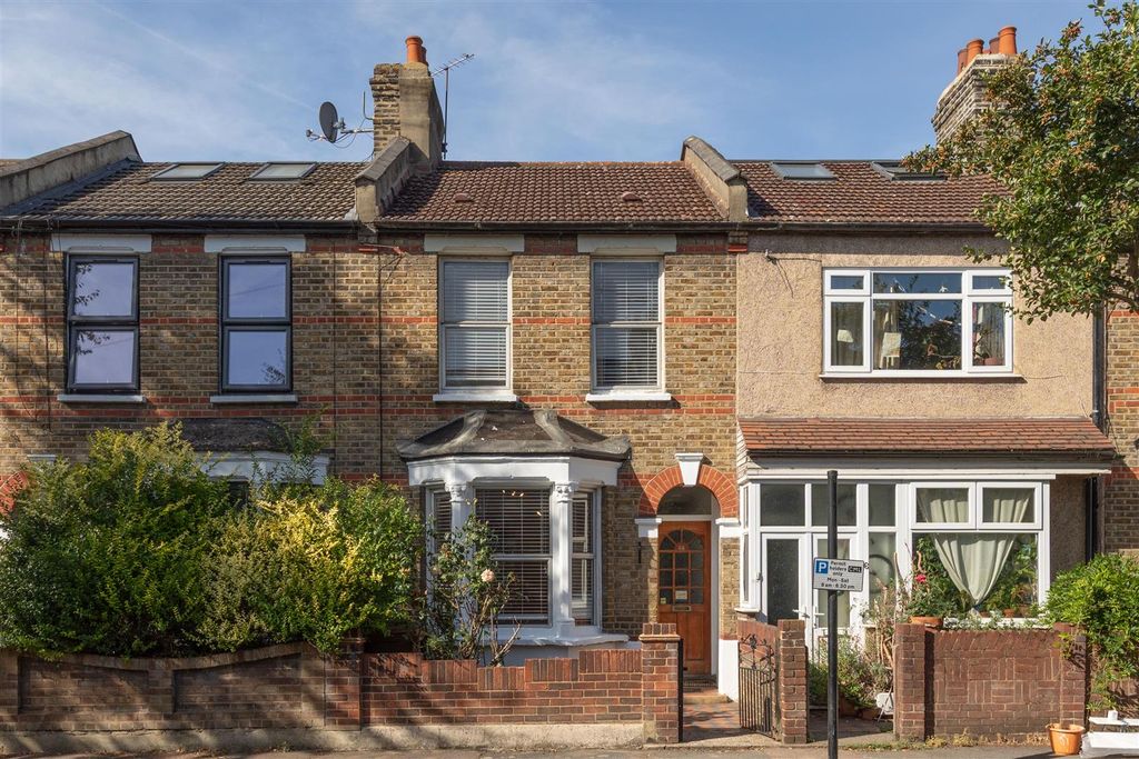 Property photo 1 of 29 Rensburg Road, E17