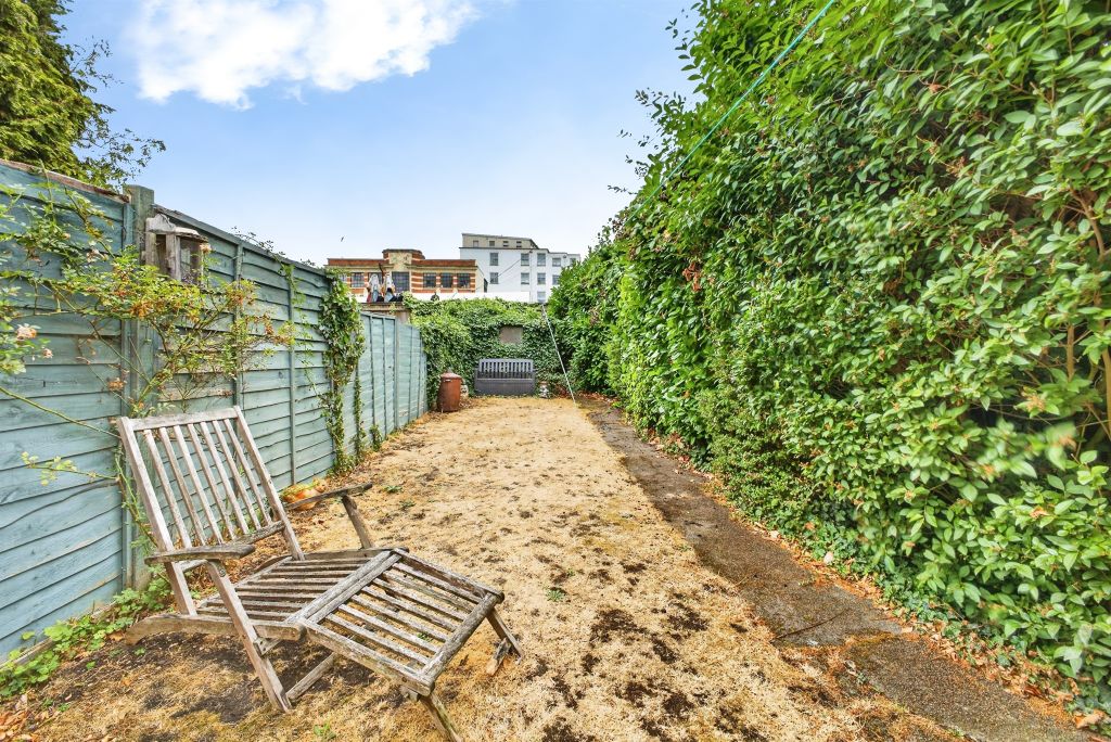 Property photo 2 of 19