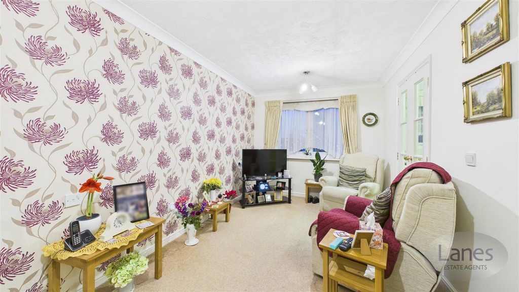 Property photo 2 of 13 Cam03457G0-Pr0044-Still012.Jpg