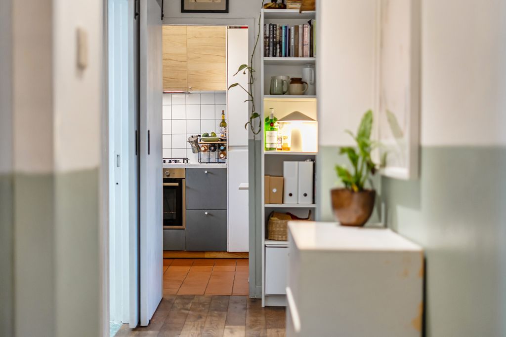 Property photo 3 of 28 Hallway