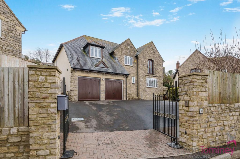 Property photo 1 of 23 0Afbd3dc-8Fd9-49Da-8Cdc-d4cc6726F7F7.Jpg