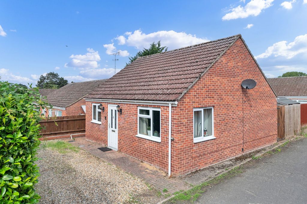 Property photo 1 of 7