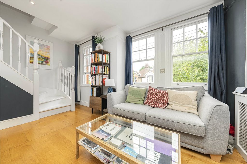 Property photo 2 of 19 Picture No. 15