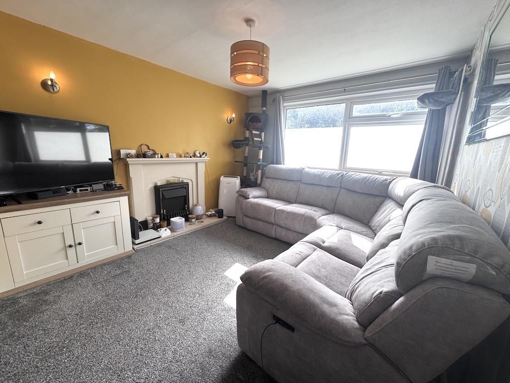 Property photo 1 of 13 3 - Lounge Sofa.Jpg
