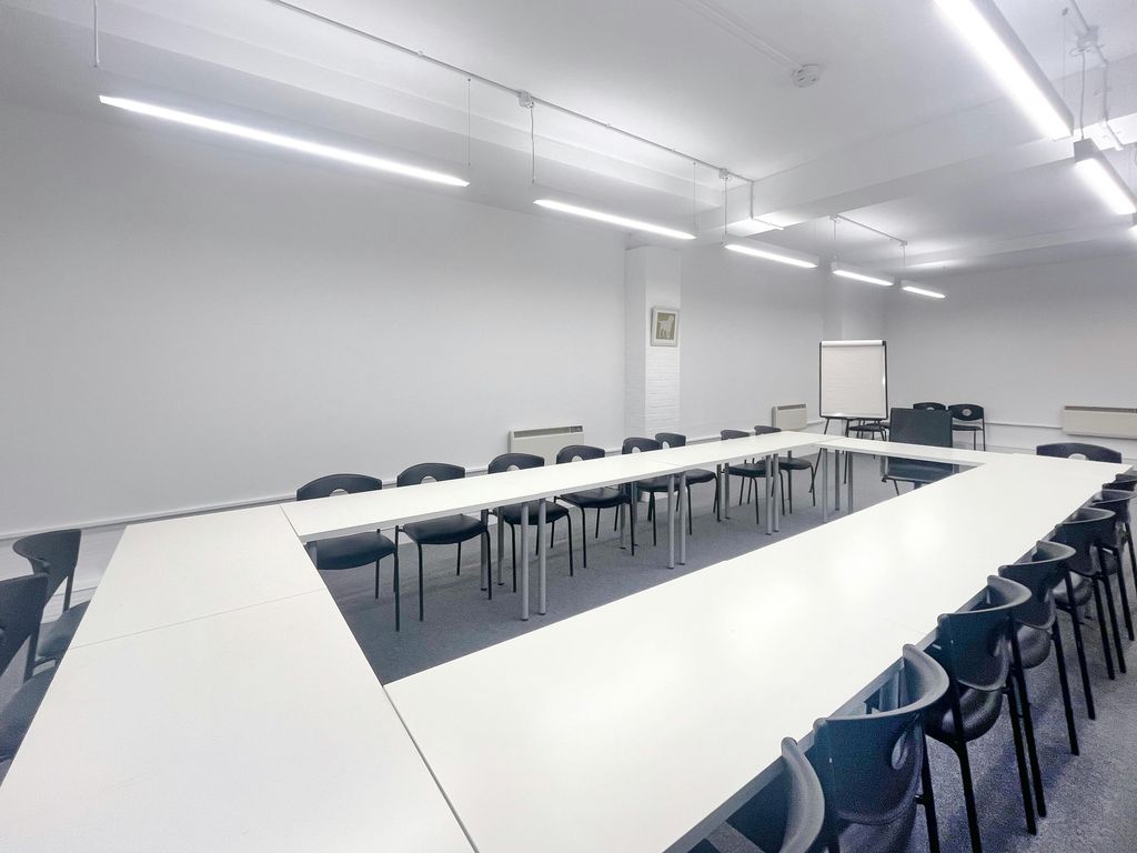 Property photo 3 of 4 Unit 3 Walmer Courtyard Holland Park W11 Office For Sale Office3.Jpg