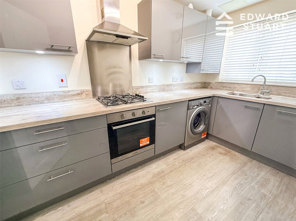 Property photo 2 of 11 Picture No. 09