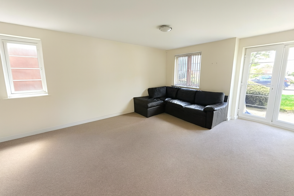 Property photo 2 of 6