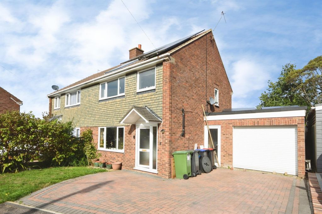 Property photo 1 of 18