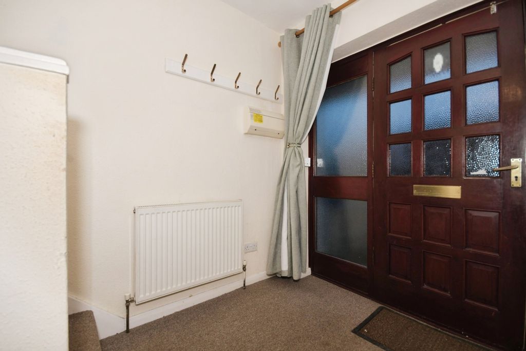 Property photo 2 of 18 Pbox-Img.Jpg