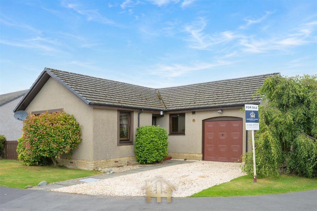 Property photo 1 of 41 6Blacklawdr-0001.Jpg