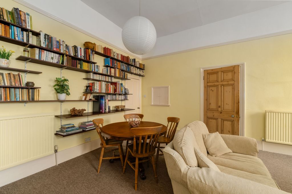 Property photo 3 of 24