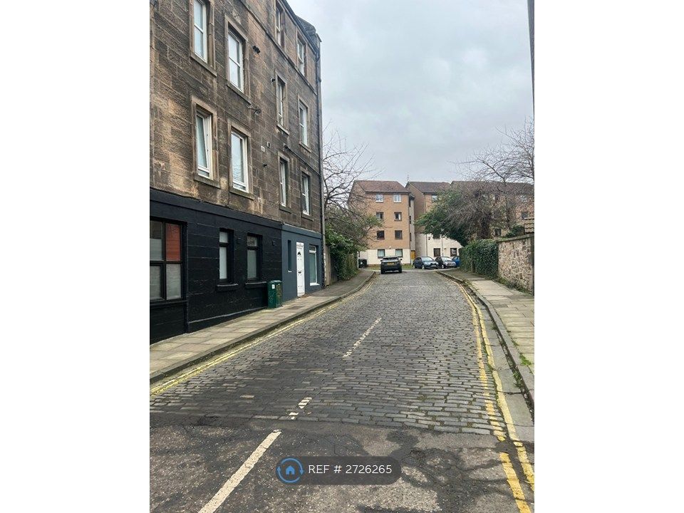 Property photo 3 of 19