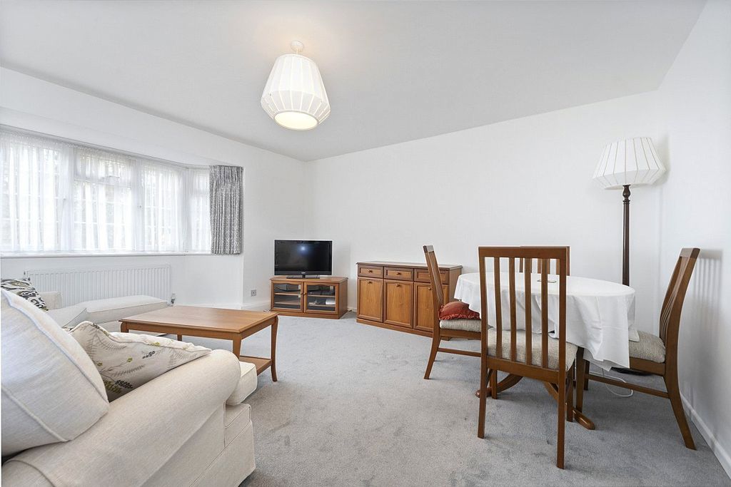 Property photo 1 of 17 Picture No. 03