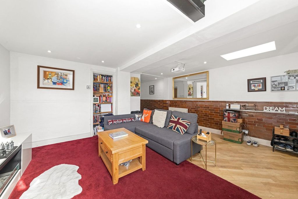 Property photo 1 of 11 Img_5327.Jpg