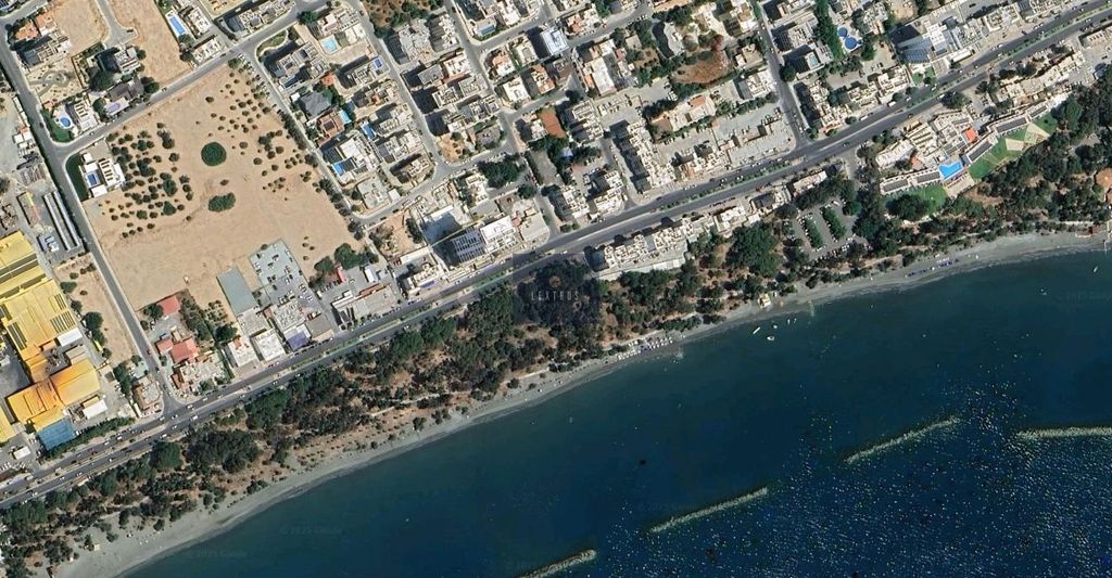 Property photo 1 of 1