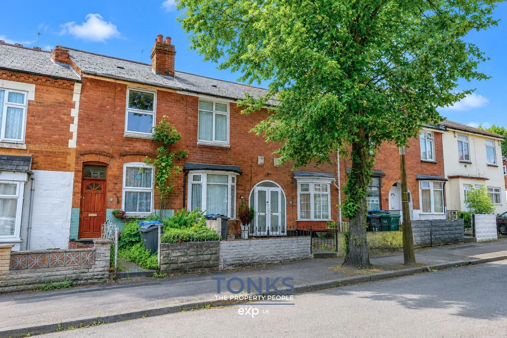 House in Sandwell, West Midlands - View 3