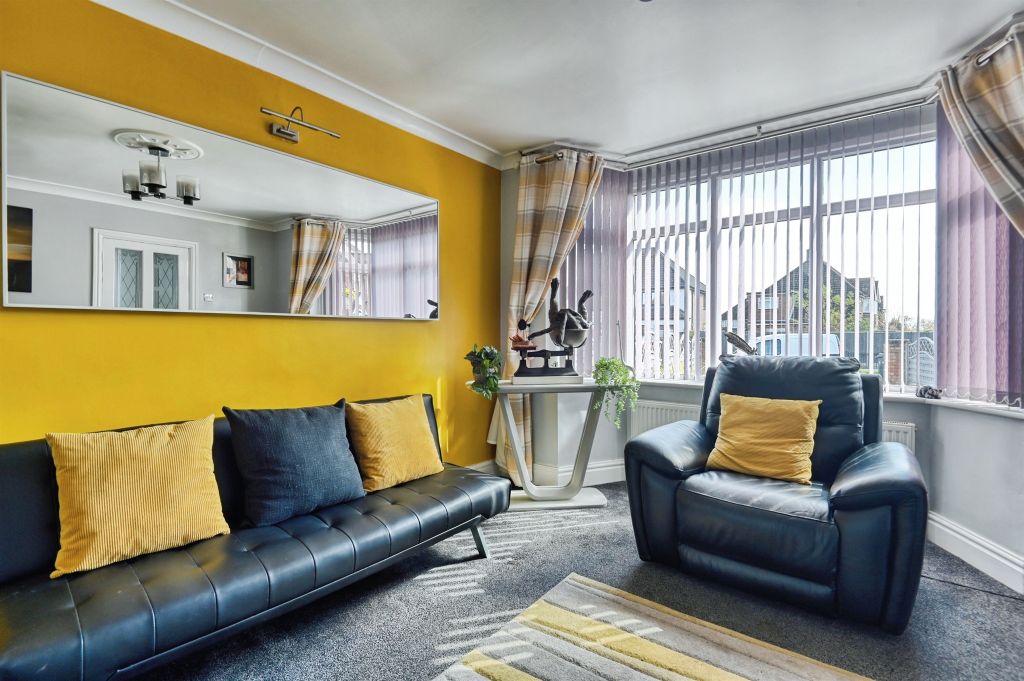 Property photo 3 of 25