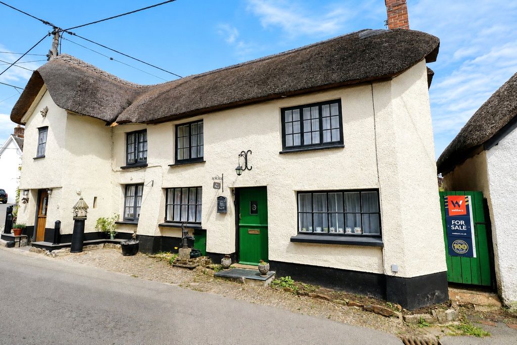 Property photo 1 of 11 1 - Picture No. 14
